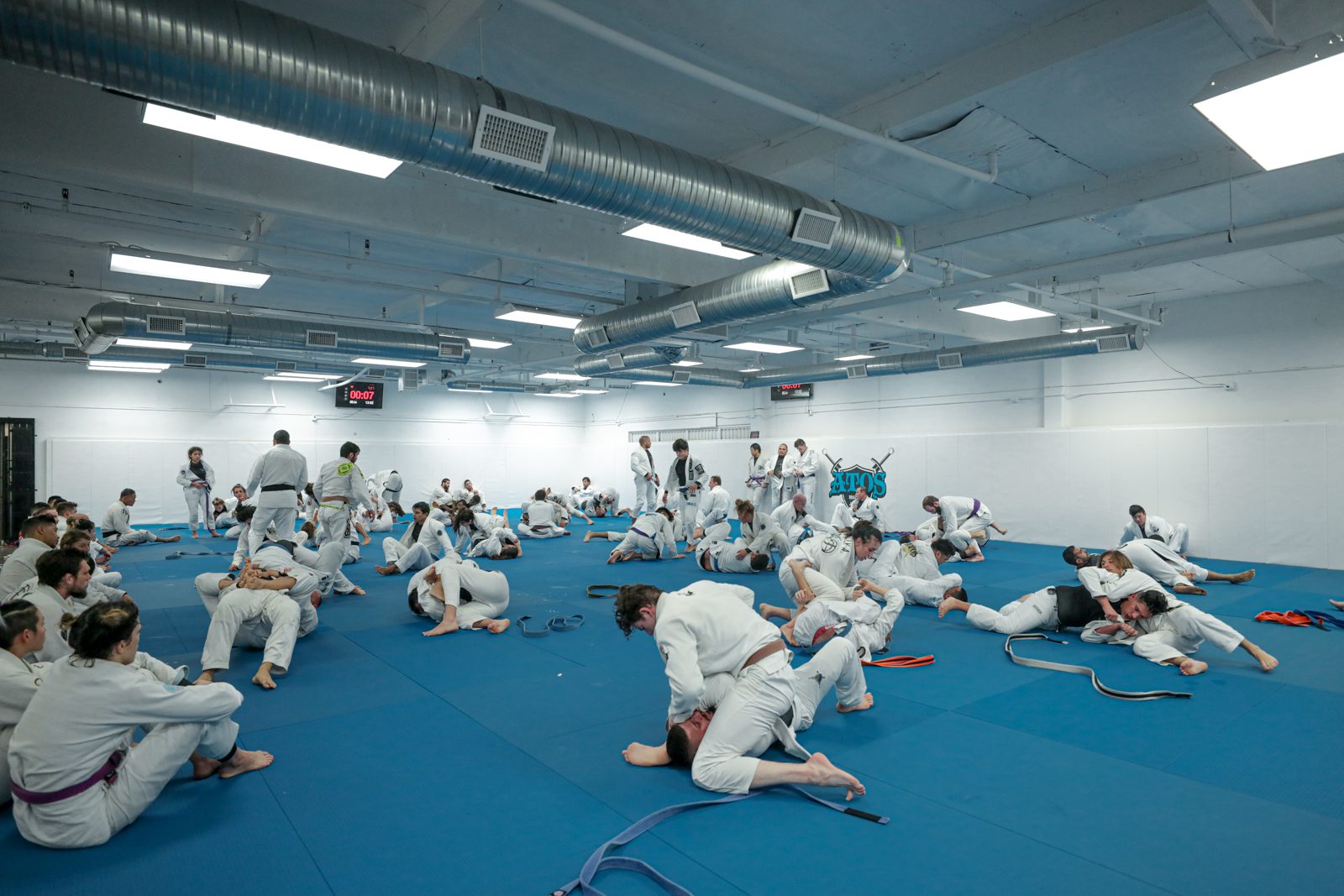 Stranger In Unbranded Gi Taps All Three Black Belts At Boise Open Mat, Leaves Without Signing Liability Waiver